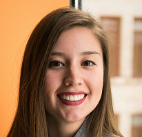 CFO Victoria Lawson, líder financiera de una empresa de trading, retrato